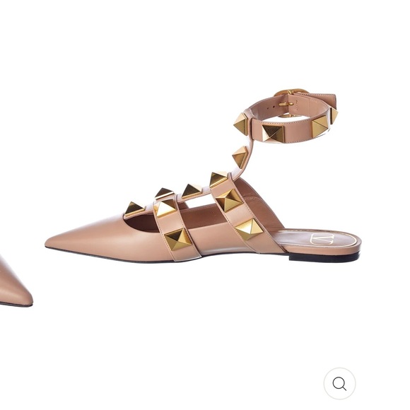 Authentic NWT Valentino Roman Stud ballet flat IT 39 (size 8.5-9 US) blush/nude - Picture 2 of 6
